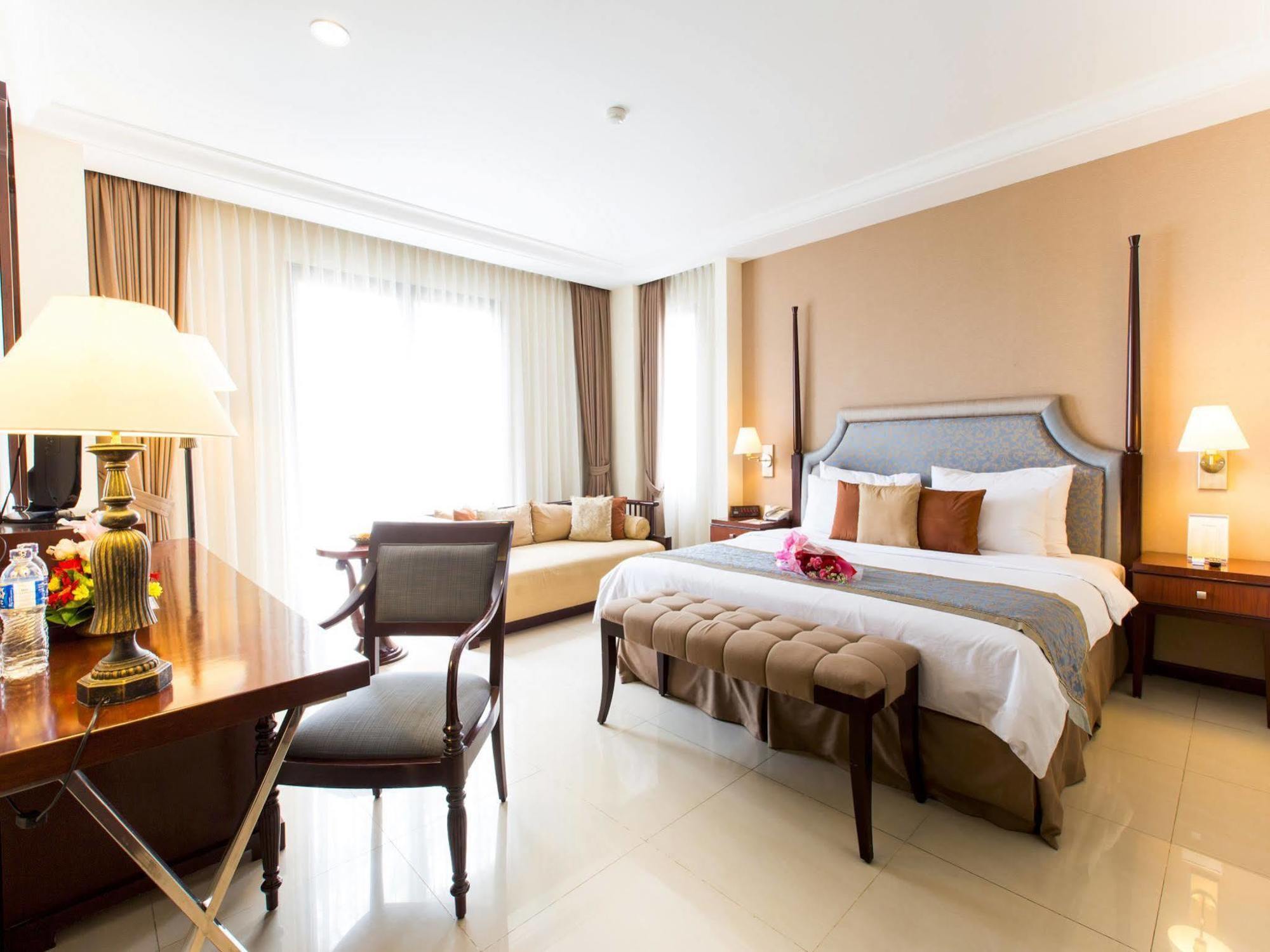 Asmila Boutique Hotel Bandung Exterior photo